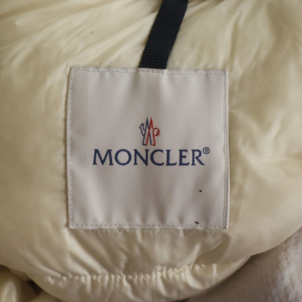 Moncler Mornas Wool Short Down Jacket White — view 7