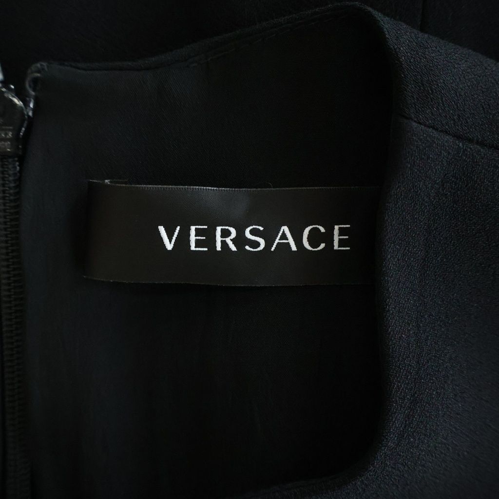 Versace Medusa Button Little Sleeve Dress Black — view 6