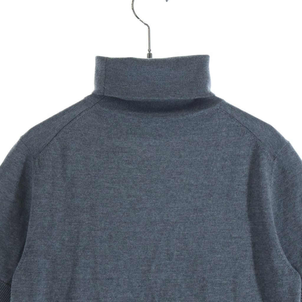 Gucci Embroidered Fine Wool Turtleneck Knit Gray Sweater — view 4