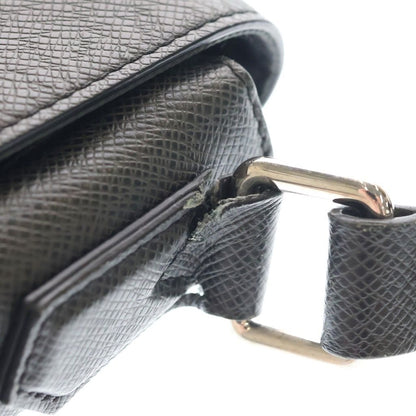 Louis Vuitton Taiga Roman PM Shoulder Bag Black Leather Gold — view 8