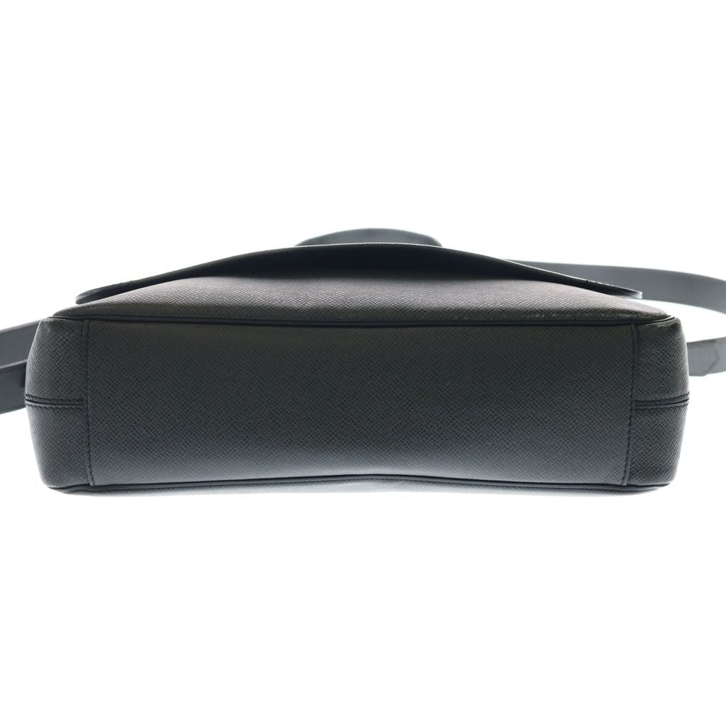 Louis Vuitton Taiga Roman PM Shoulder Bag Black Leather Gold — view 4