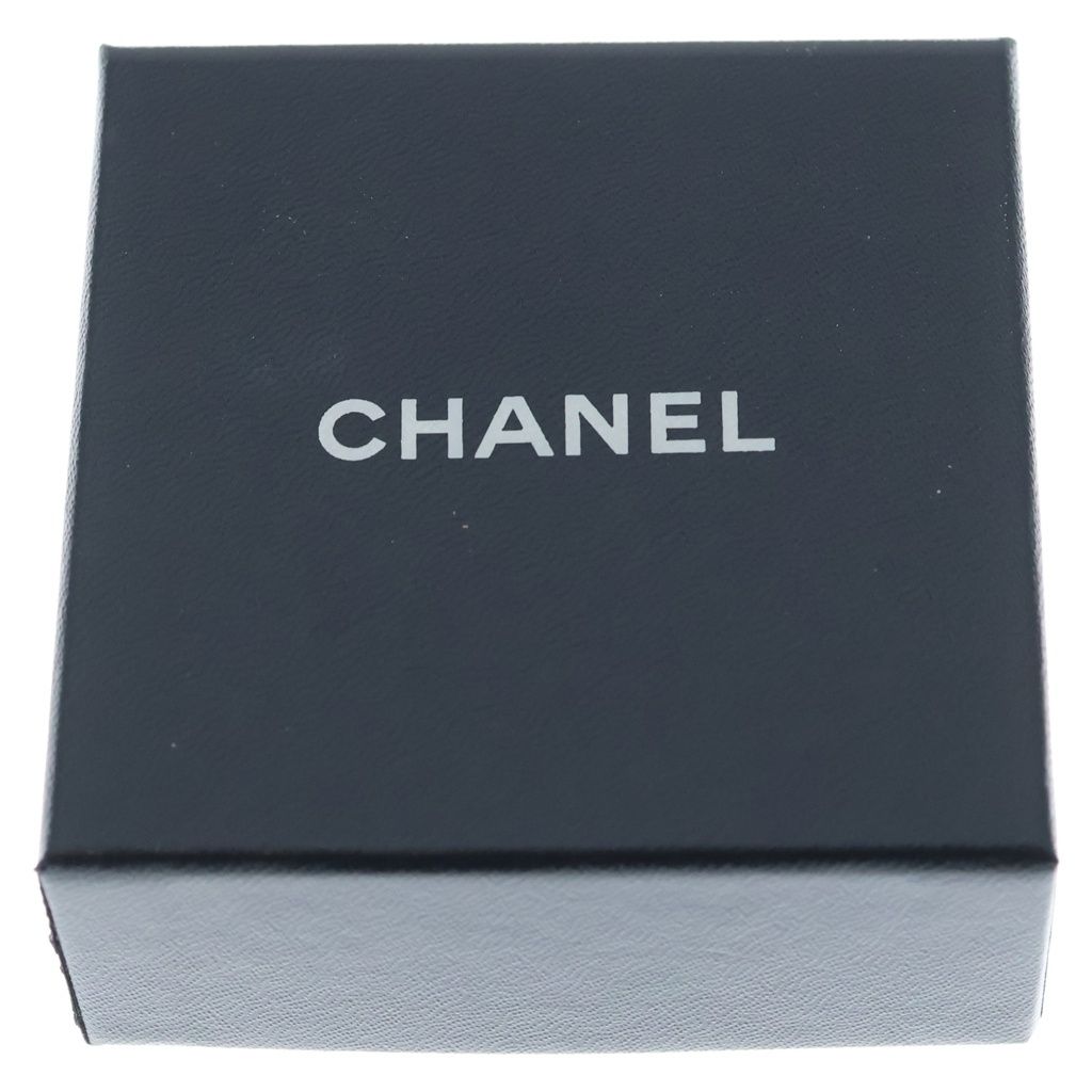 Chanel CC Logo Quilted Pendant Chain Gold — view 6