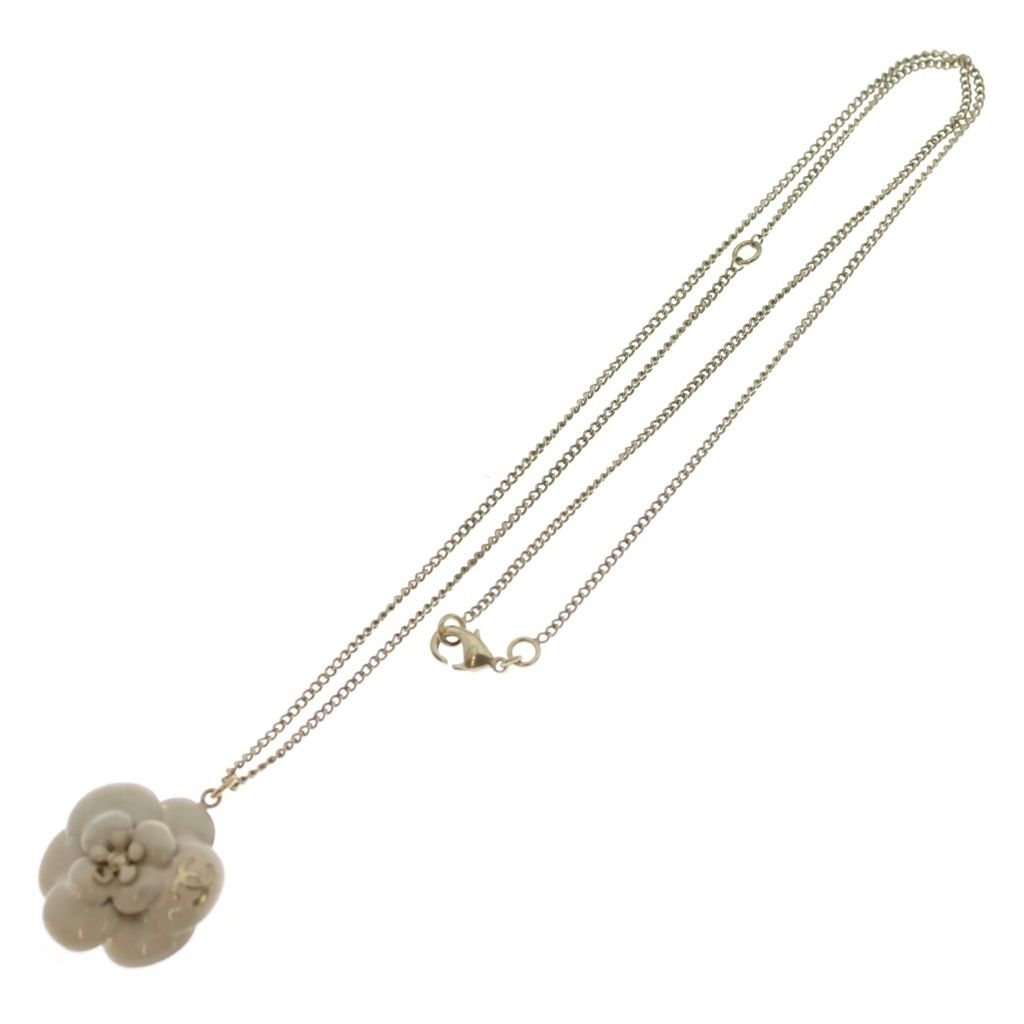 Chanel Camellia Pendant Chain Gold Beige — view 2