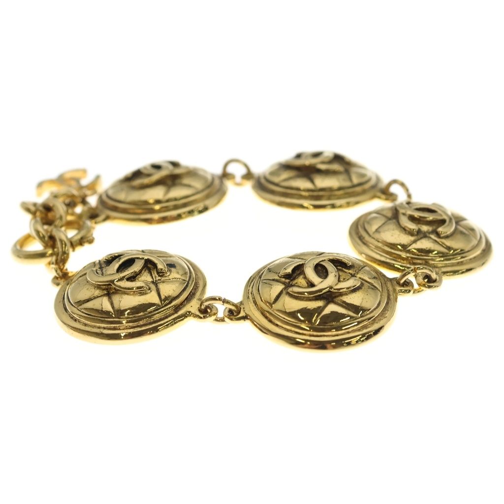 Chanel Quilted CC Logo Bracelet Gold — view 3