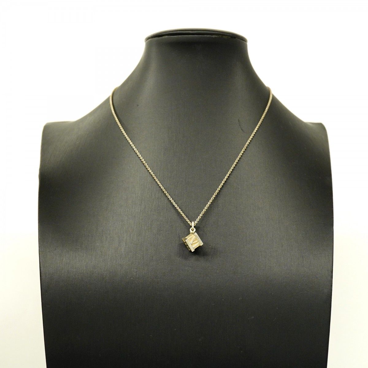 Tiffany & Co Necklace Atlas Cube 925 Sterling Silver — view 6