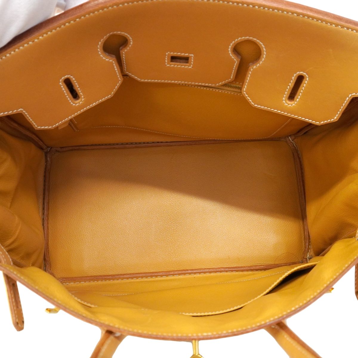 Hermes Handbag Birkin 35 Barenia Natural Gold — view 4