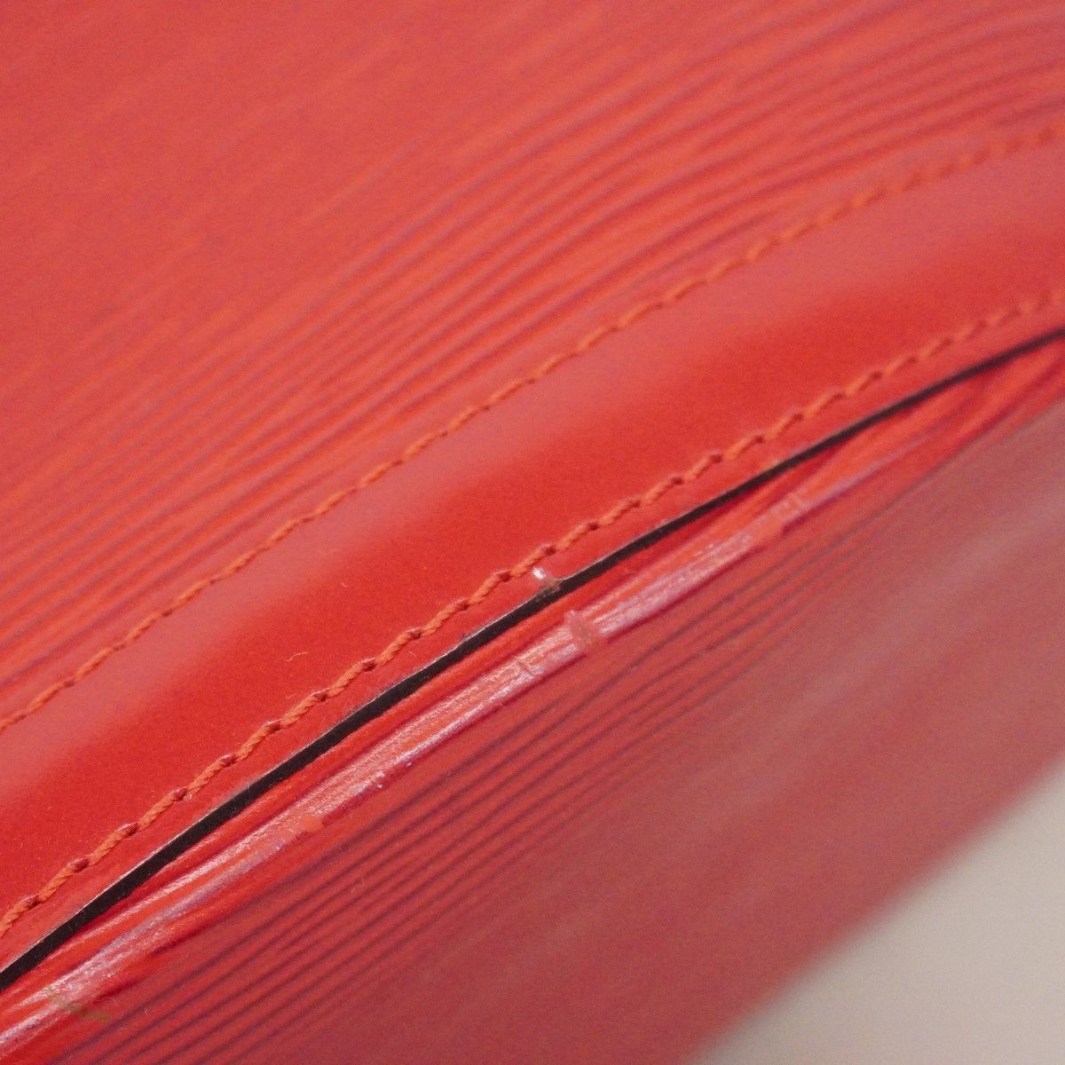 Louis Vuitton Shoulder Bag Epi Saint Jacques Shopping Castilian — view 7