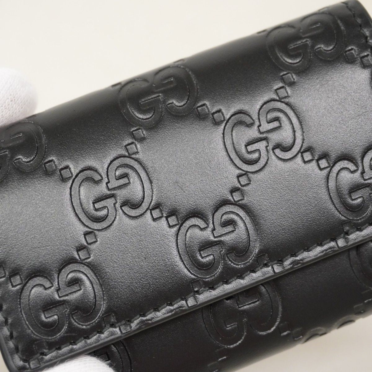 Gucci Key Case Guccissima Leather Black Silver Key Holder — view 6