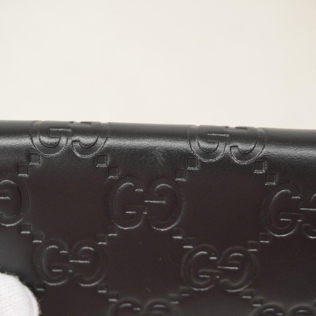Gucci Key Case Guccissima Leather Black Silver Key Holder — view 8