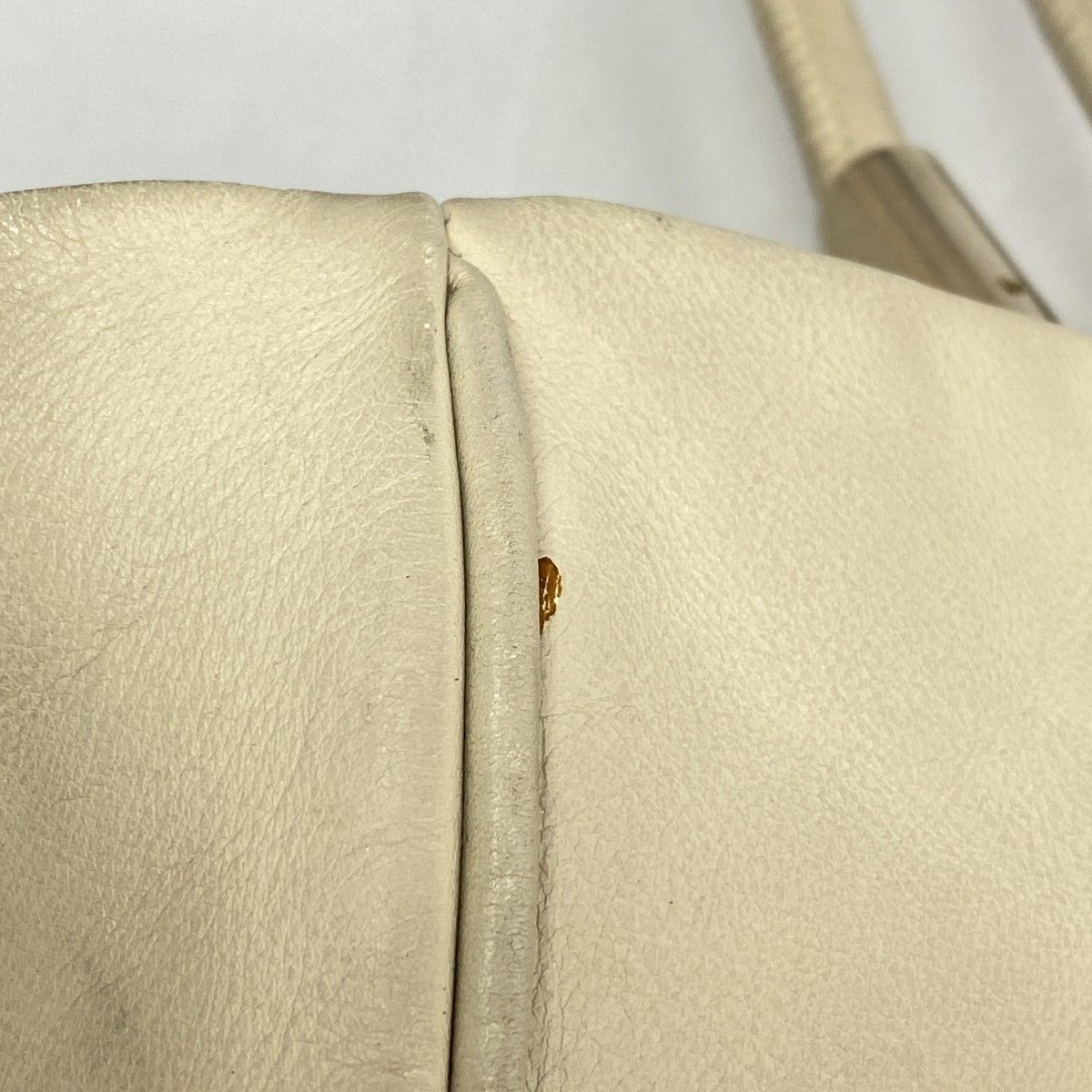 Chanel Tote Camellia Lambskin Beige Gold — view 8