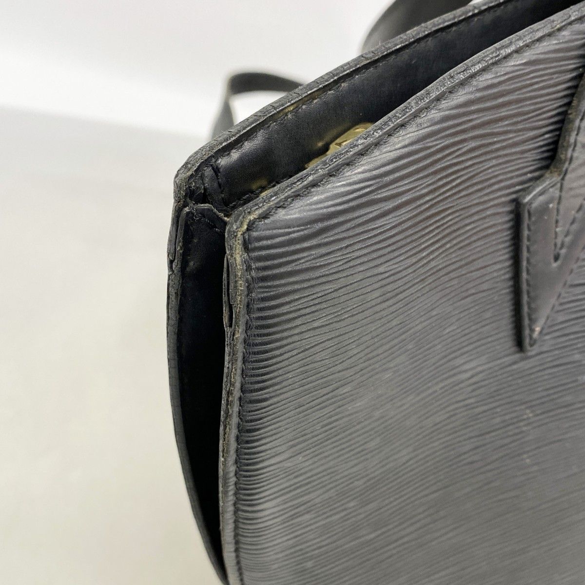 Louis Vuitton Shoulder Bag Epi Saint Jacques Shopping Noir — view 7