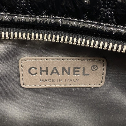 Chanel Shoulder Bag Flower Stitch Patent Leather Black Silver — view 5