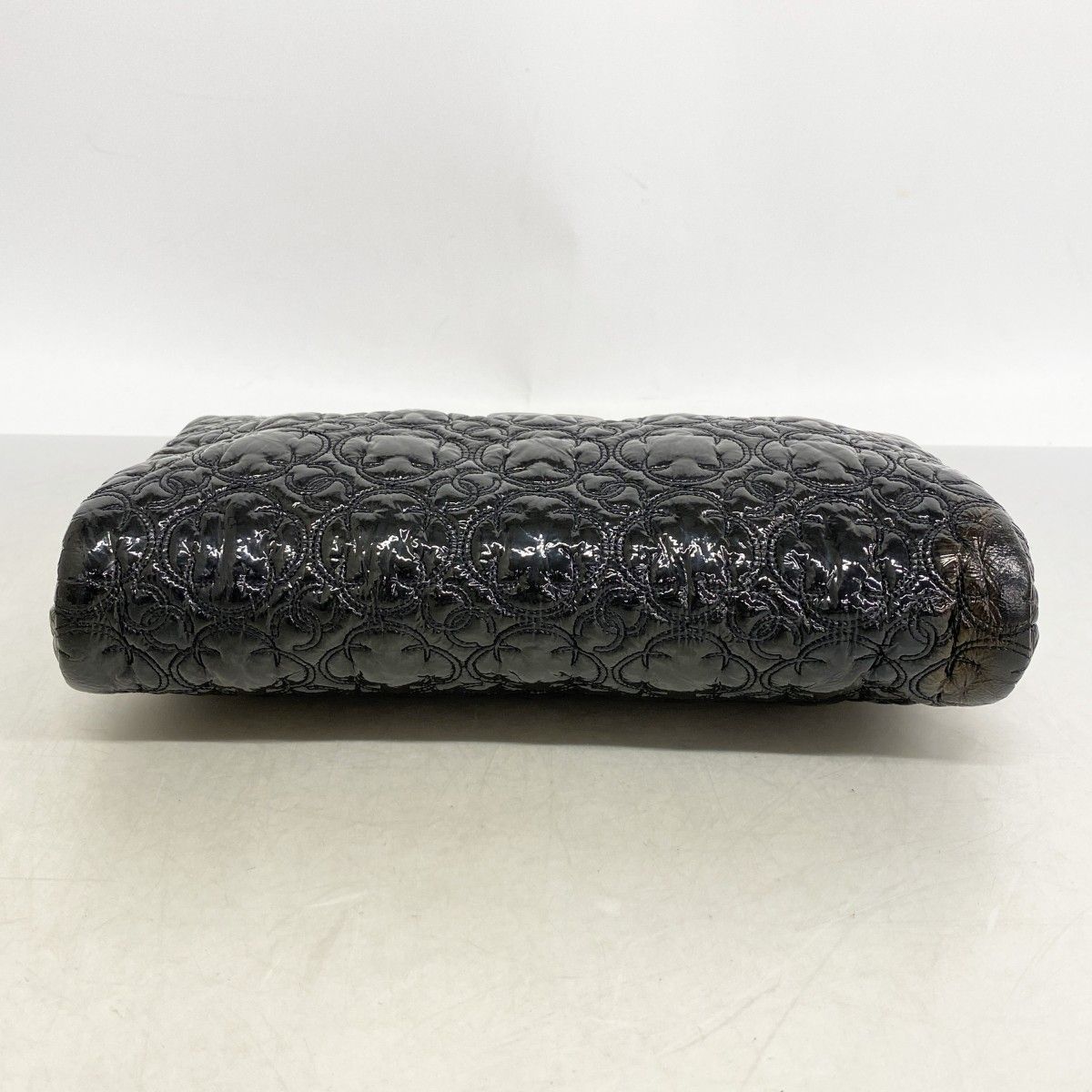 Chanel Shoulder Bag Flower Stitch Patent Leather Black Silver — view 3