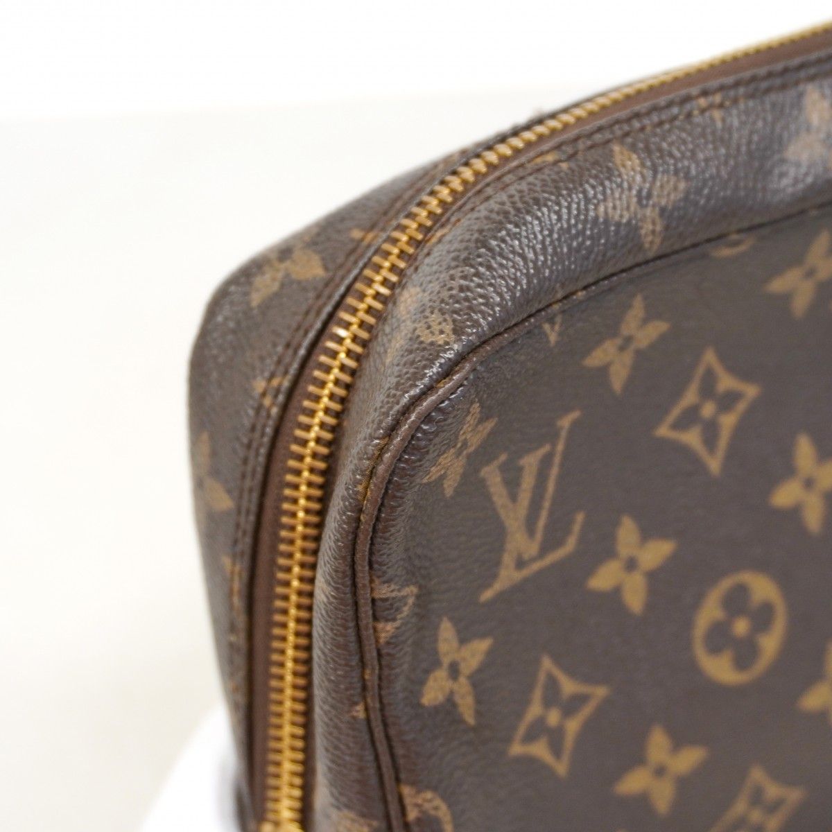 Louis Vuitton Pouch Monogram Trousse Toilette 23 Brown — view 7