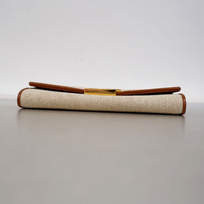 Louis Vuitton Wallet Portefeuille Capucines Beige — view 3