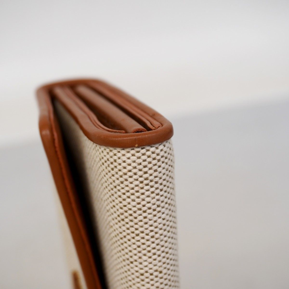 Louis Vuitton Wallet Portefeuille Capucines Beige — view 6