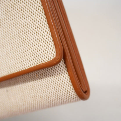Louis Vuitton Wallet Portefeuille Capucines Beige — view 7