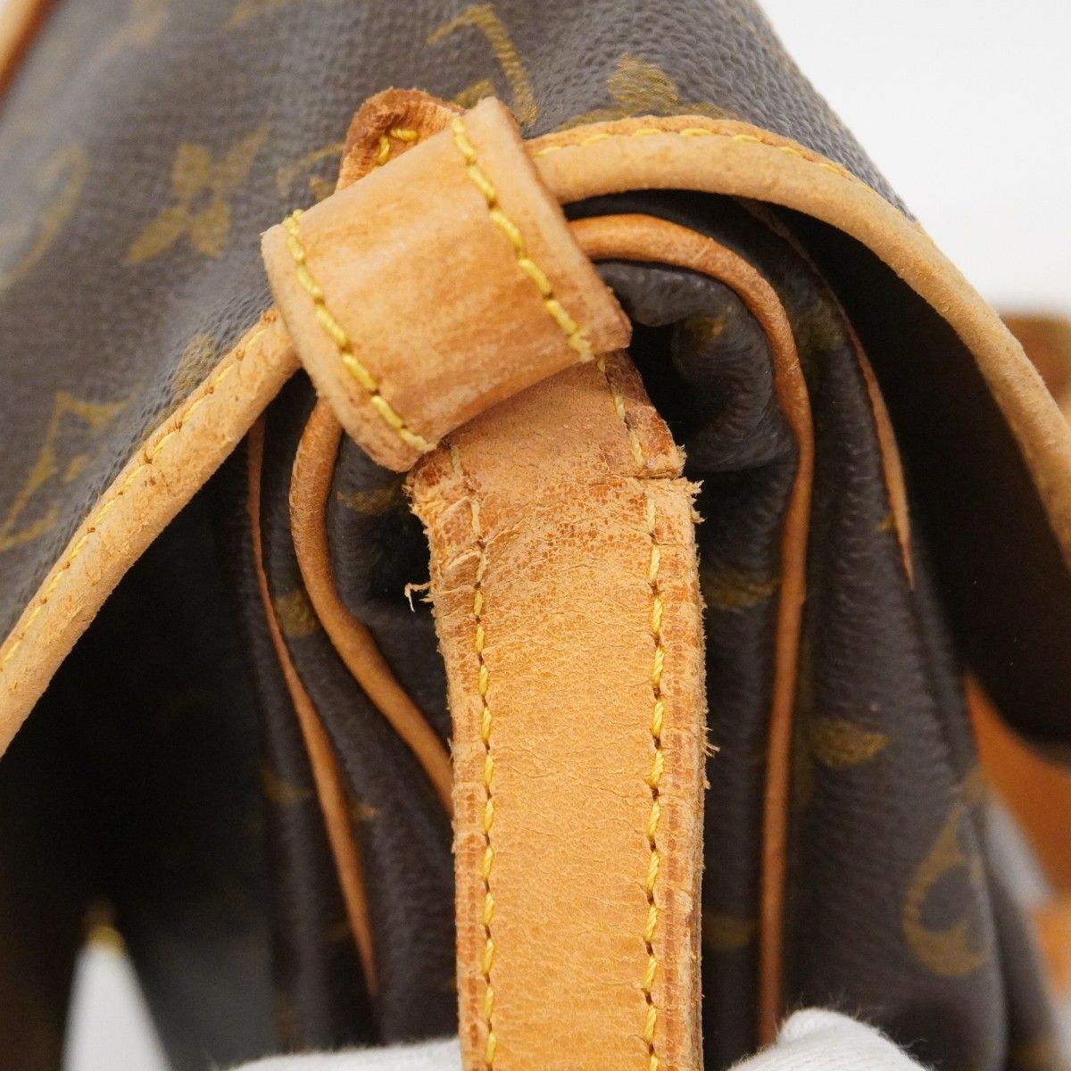 Louis Vuitton Shoulder Bag Monogram Saumur 30 Brown — view 8