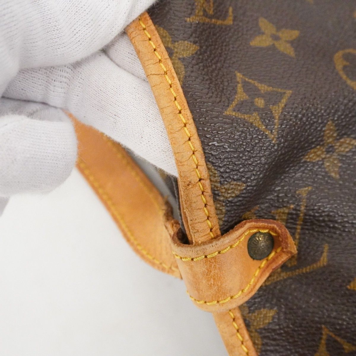 Louis Vuitton Shoulder Bag Monogram Saumur 30 Brown — view 6