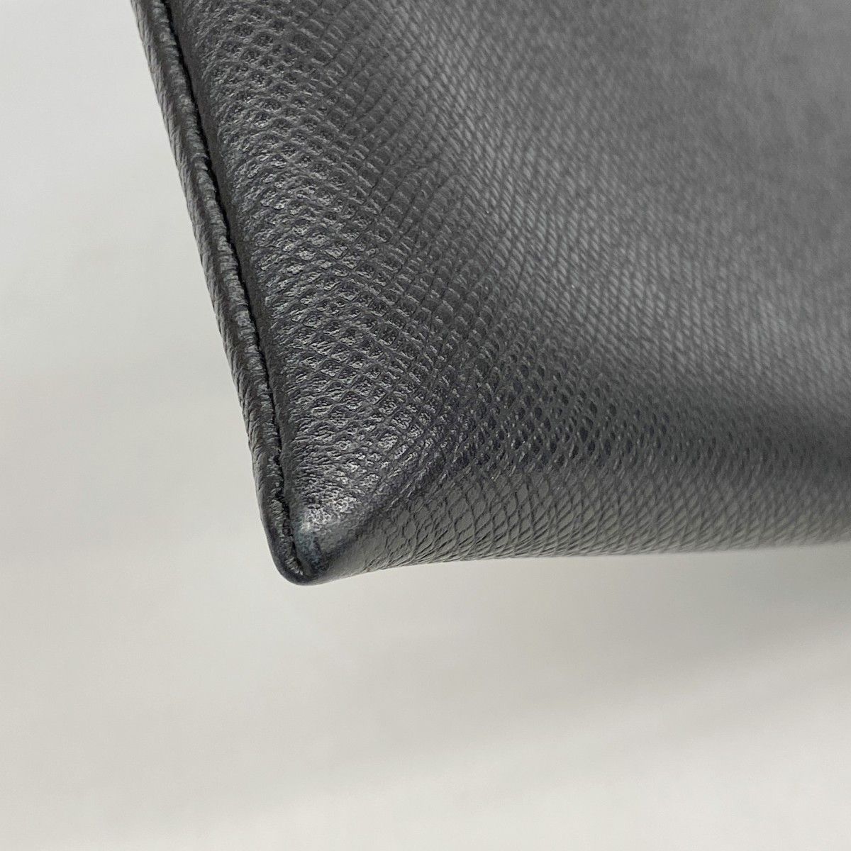 Louis Vuitton Clutch Taiga Pochette Apollo Ardoise — view 8