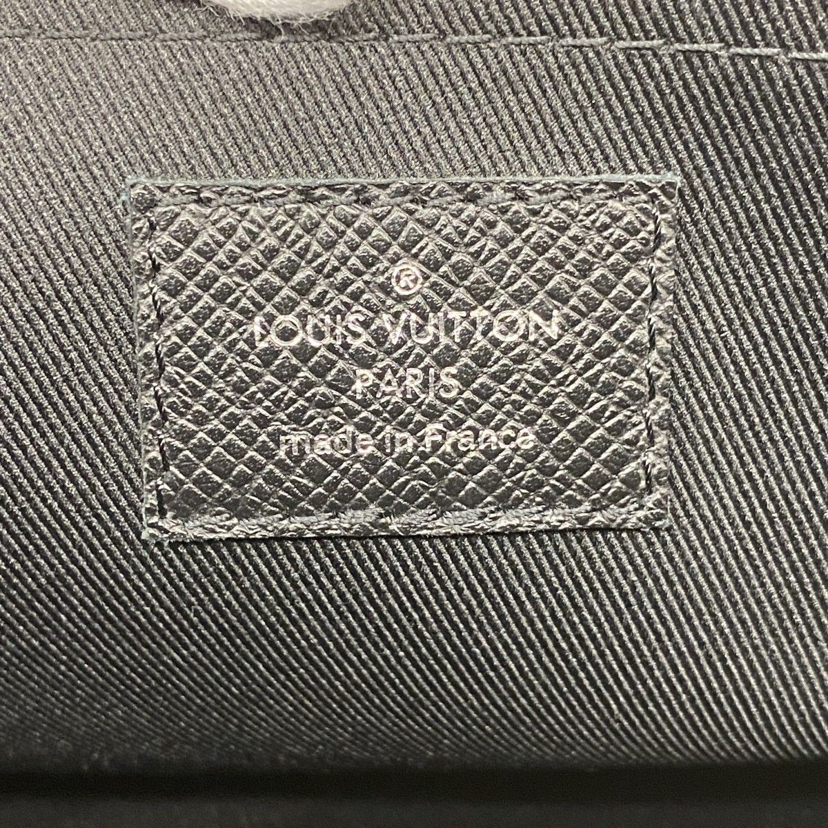 Louis Vuitton Clutch Taiga Pochette Apollo Ardoise — view 5
