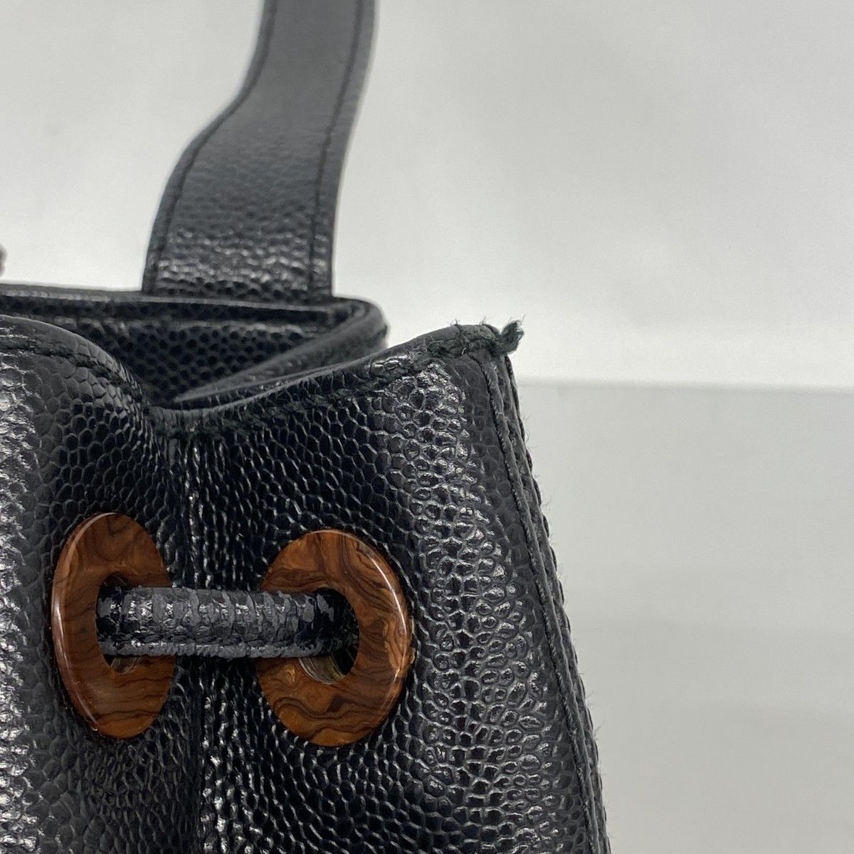 Chanel Tote Caviar Leather Black Champagne Gold — view 7