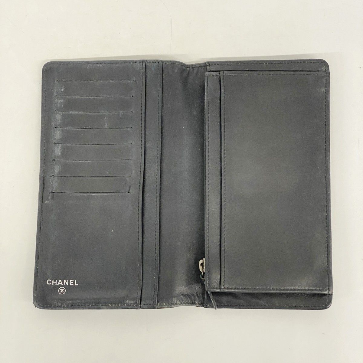 Chanel Wallet Patent Leather Brown Black Silver — view 3