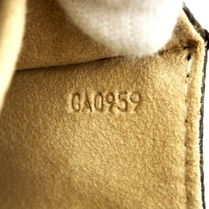 Louis Vuitton Pochette Twin PM Shoulder Bag Monogram — view 9