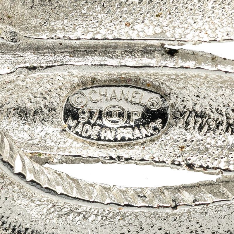 Chanel CC Logo Vintage Brooch Rope Motif Silver Metal — view 7