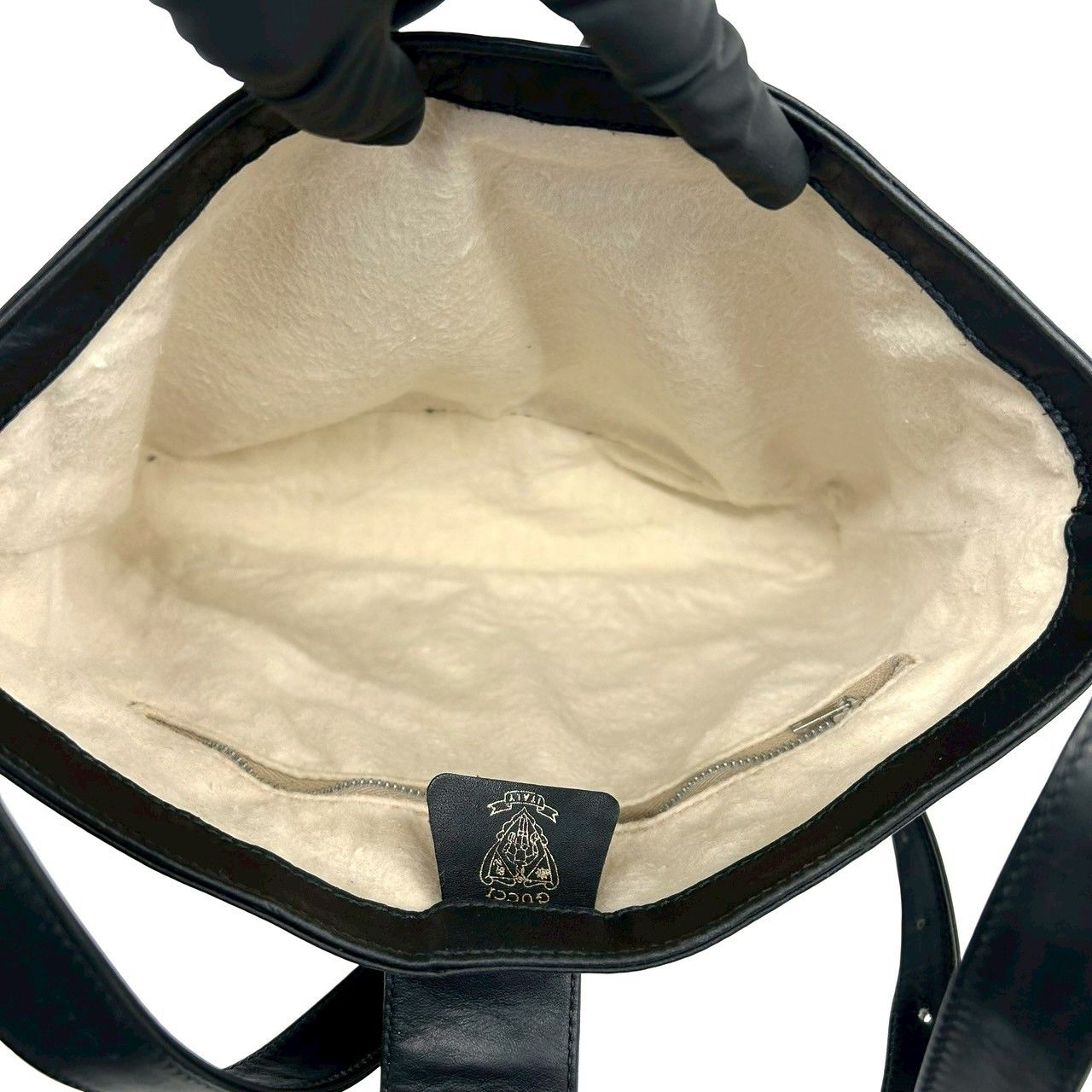 Gucci Vintage Sherry Line GG Logo Leather Shoulder Bag Black — view 9
