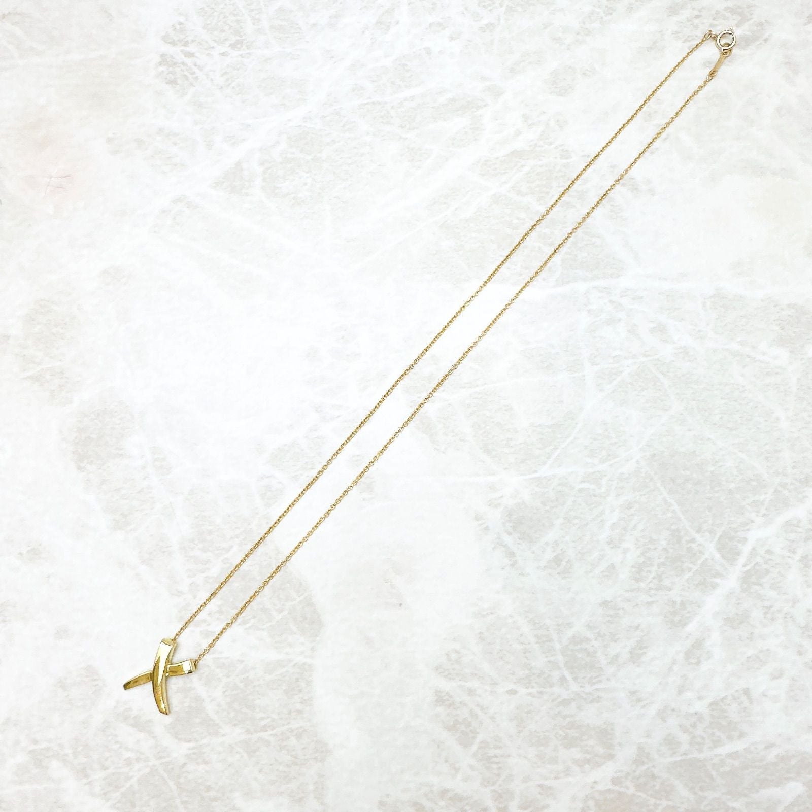 Tiffany & Co Kiss Yellow Gold Necklace 41 cm — view 4