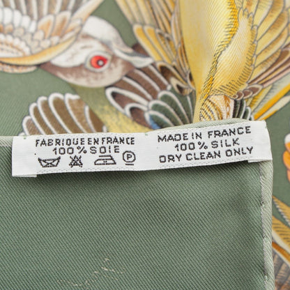 Hermes Carre 90 L'intrus Intruder Silk Bird Scarf Green — view 9