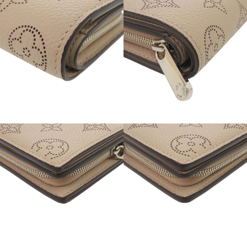 Louis Vuitton Portefeuille Clair Monogram Mahina Gale Bifold Wallet — view 4