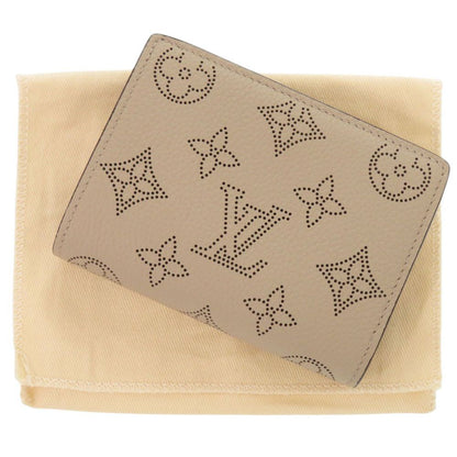 Louis Vuitton Portefeuille Clair Monogram Mahina Gale Bifold Wallet — view 2