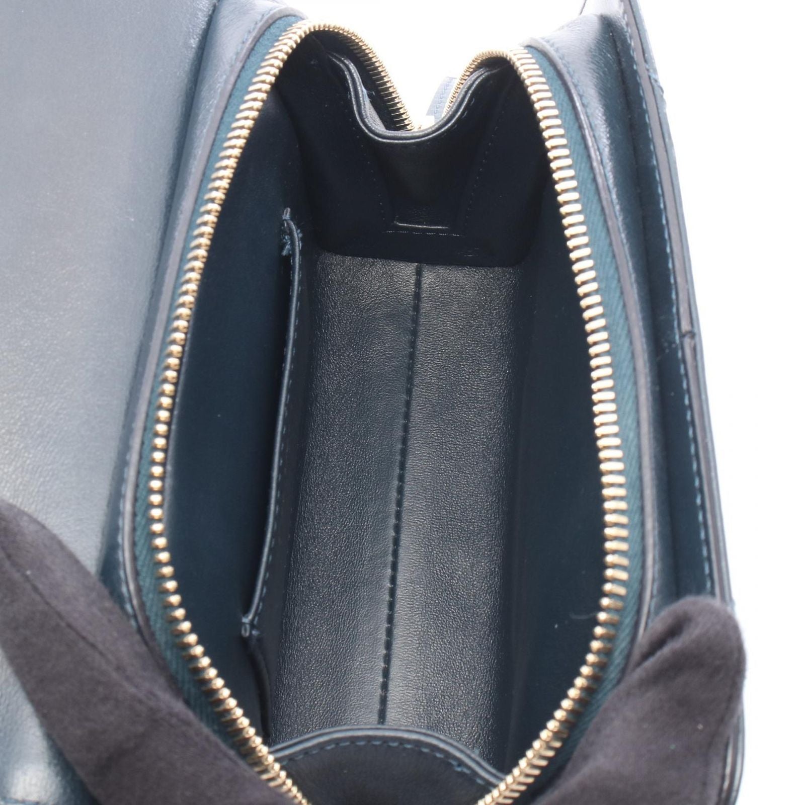 Chanel Shoulder Bag Chezblanc Stitch Medal Navy Leather Flap — view 3