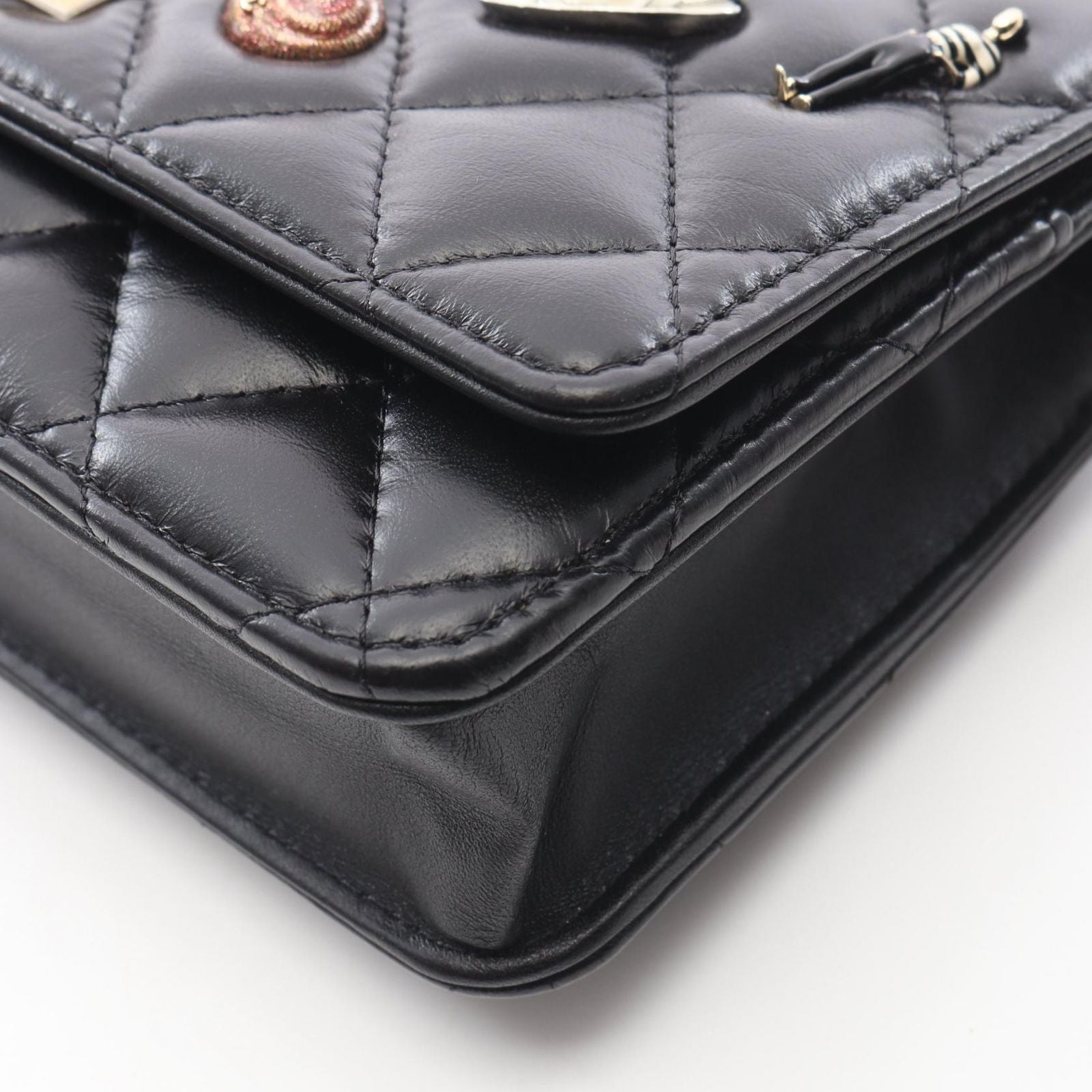 Chanel Shoulder Bag Quilted 2.55 Iconcharm Black Lambskin Chain Wallet — view 6