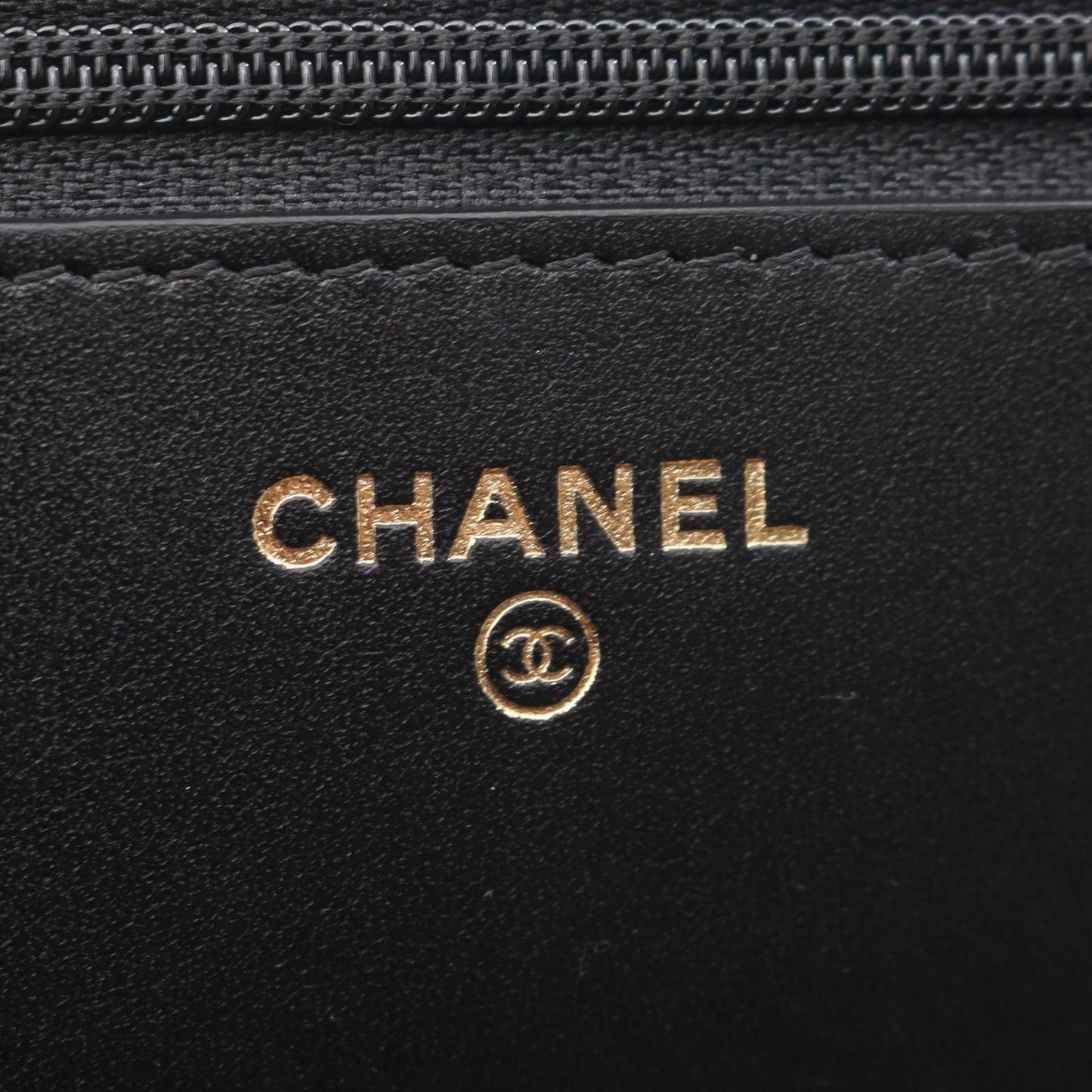 Chanel Shoulder Bag Quilted 2.55 Iconcharm Black Lambskin Chain Wallet — view 4