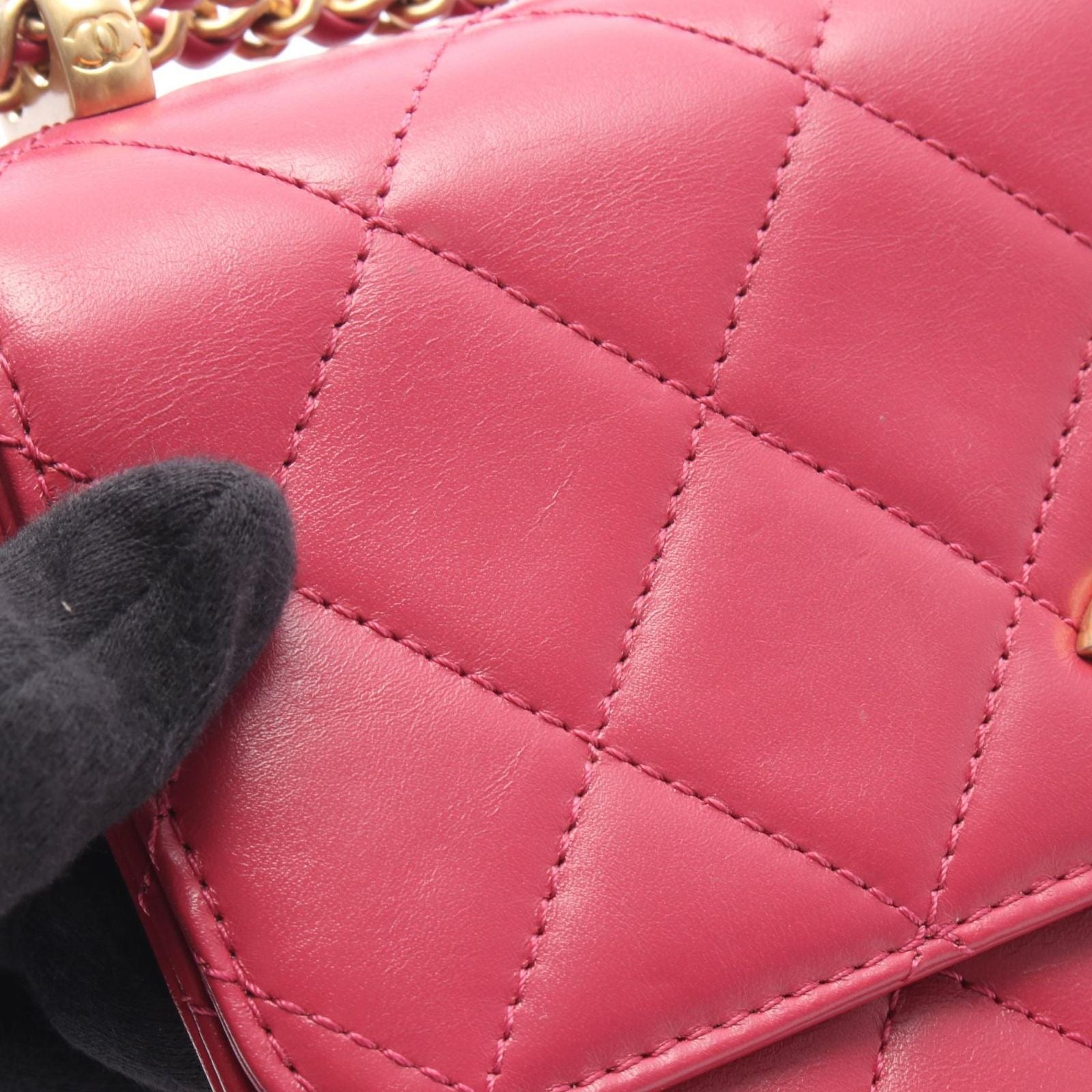 Chanel Shoulder Bag Quilted Flap Magenta Leather Chain — view 8