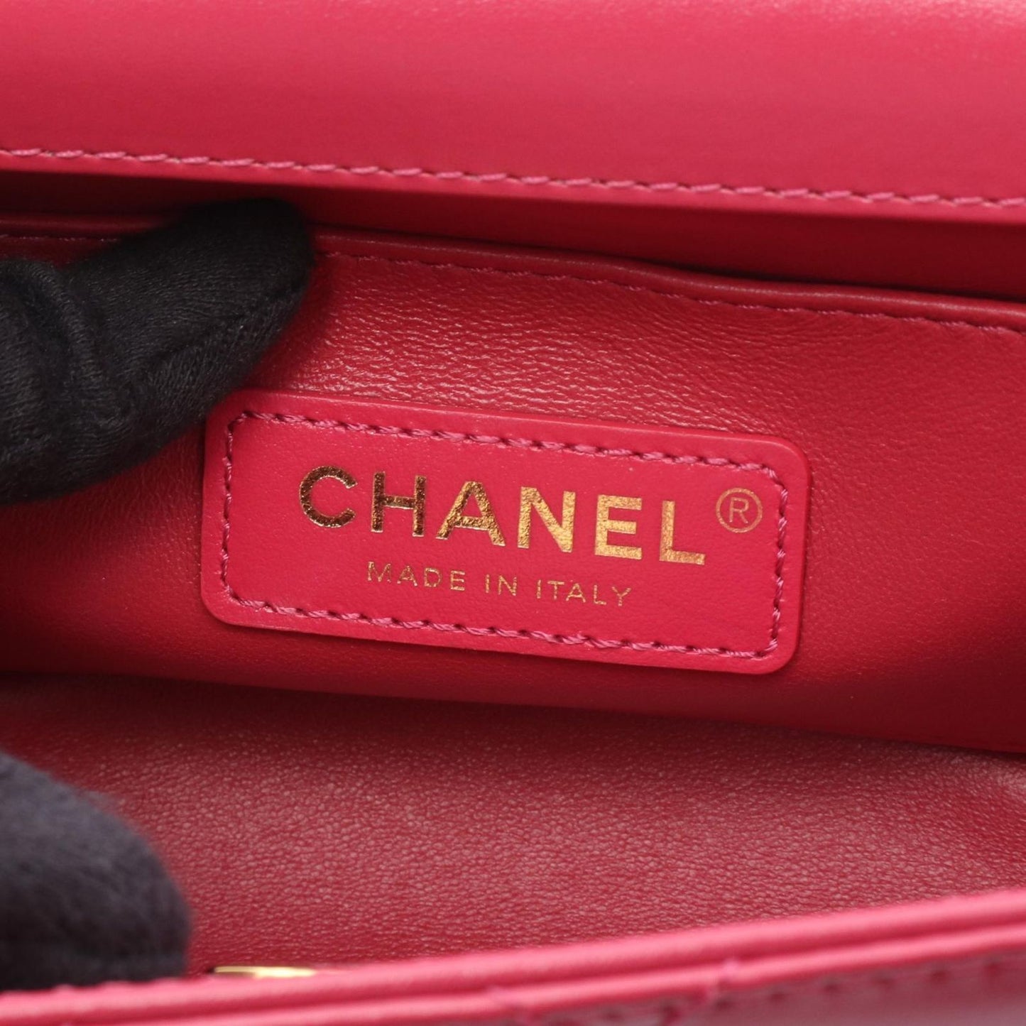 Chanel Shoulder Bag Quilted Flap Magenta Leather Chain — view 4