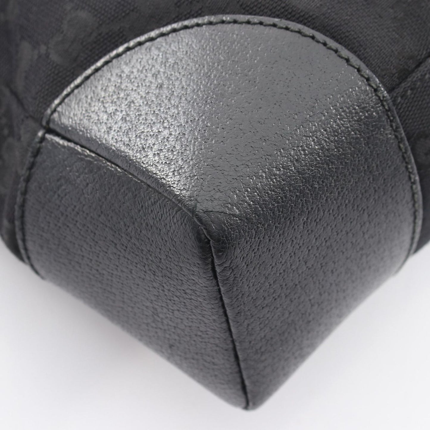 Gucci Shoulder Bag GG Canvas Black — view 5