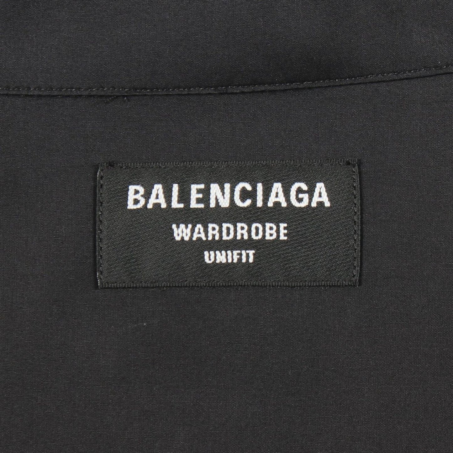 Balenciaga Logo Print Long Sleeve Sleeveshirt — view 3