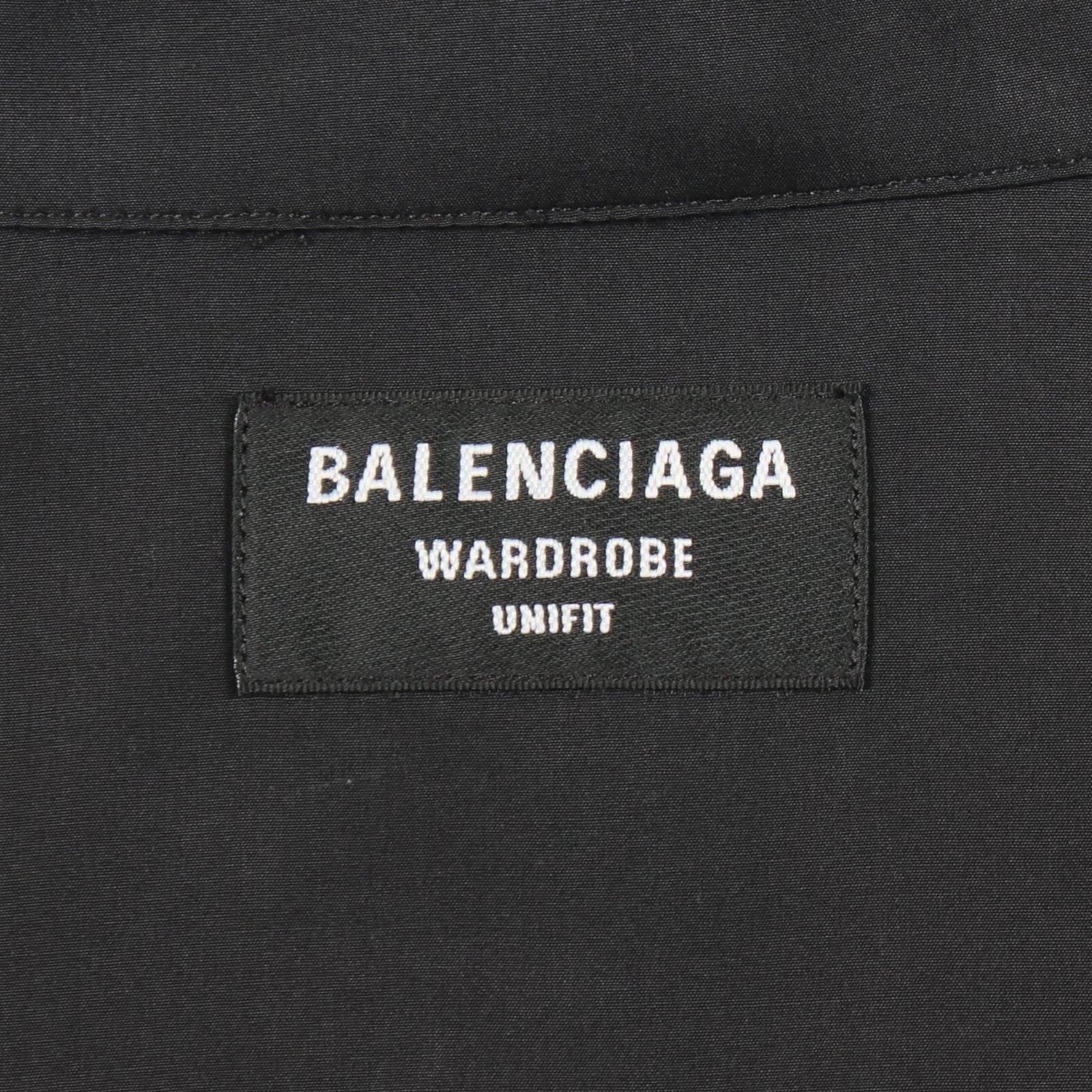Balenciaga Logo Print Long Sleeve Sleeveshirt — view 3