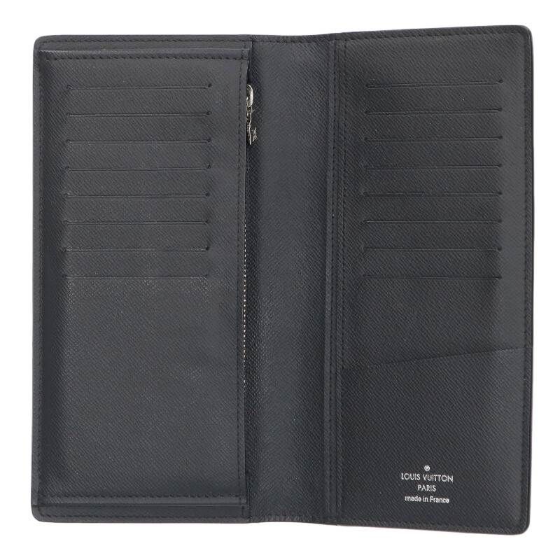 Louis Vuitton Portefeuille Brazza Taiga Bifold Wallet — view 3