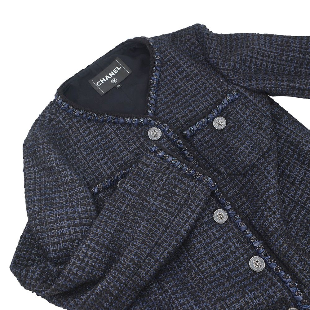 Chanel Jacket Tweed Lion Button 34 — view 3