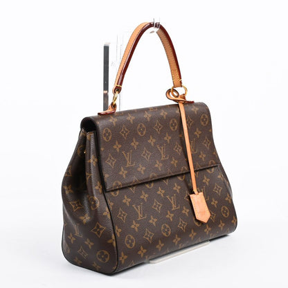 Louis Vuitton Handbag Cluny — view 2