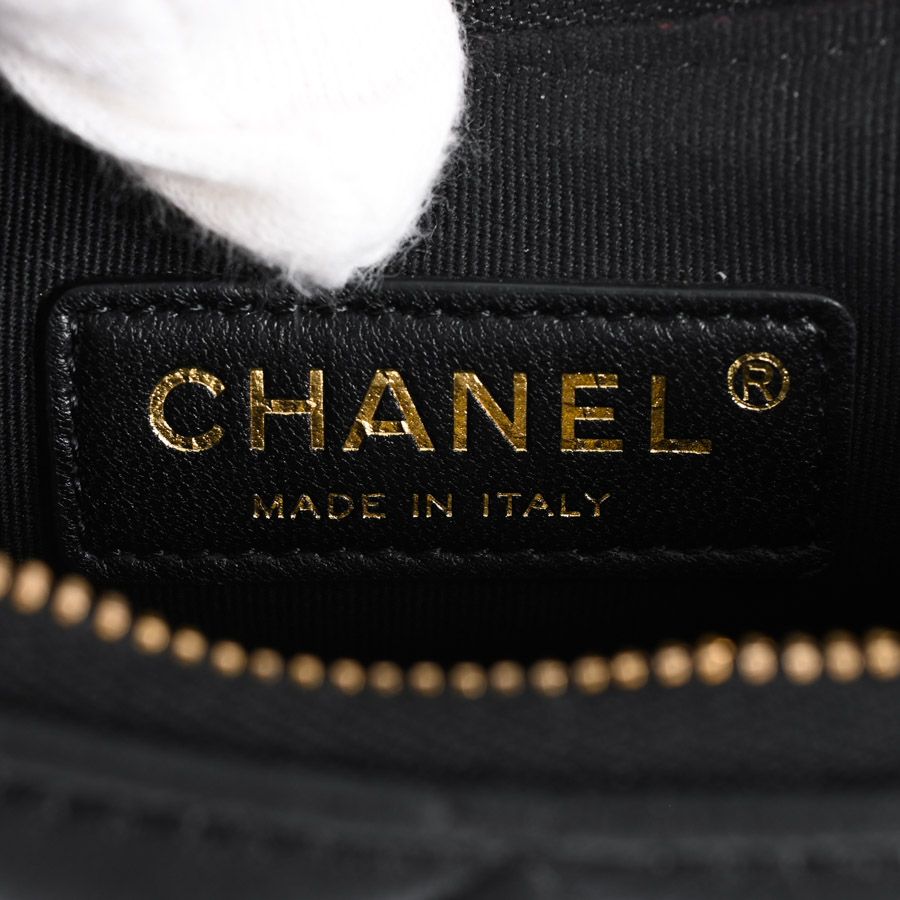 Chanel Shoulder Bag Small Hobo Chain — view 6