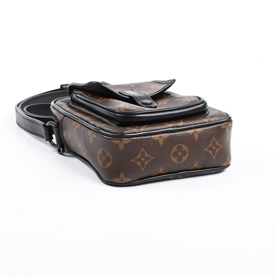 Louis Vuitton Shoulder Bag Christopher Wearable Wallet — view 5