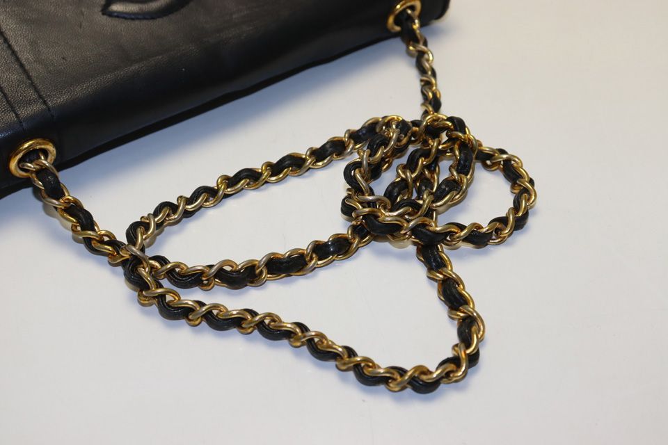 Chanel 0 Quilted GD Leather Chain Shoulder — view 6