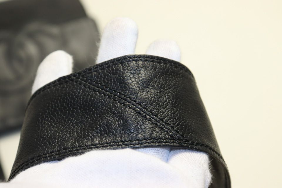 Chanel Caviar Leather Jumbo CC Logo GD Shoulder — view 5