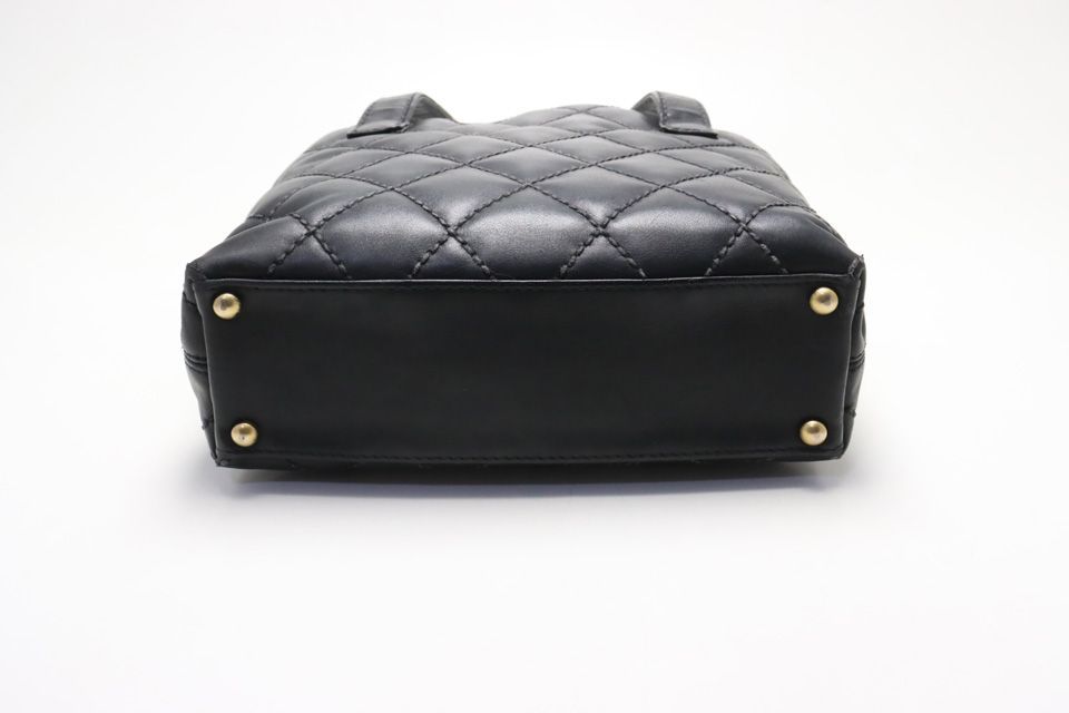 Chanel Wild Stitch GD Leather Tote — view 3